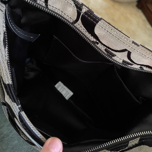 Coach purse - Picture 6 of 9